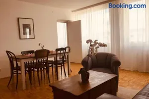 Image of Mitten im Achten. Zentrale Wohnung in Wien