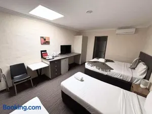 Image of Prince of Wales Hotel, Bunbury