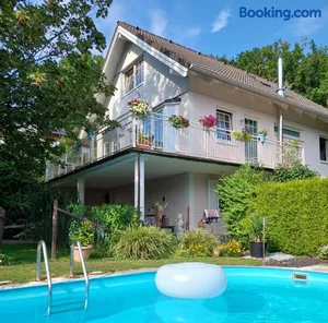 Image of 68m2 Ferienwohnung mit Pool und Garten