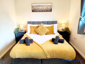 Image of Terrance House, modern, spacious