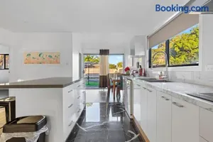 Image of Spacious Wyong Getaway