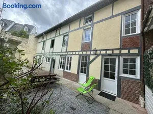 Image of Petite maison place du marché