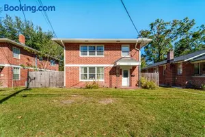 Image of Beachy Bungalow at Jacksonville