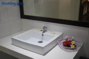 Image of Mana Backpacker and Dive Resort