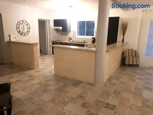 Image of Appartement spacieux et confortable à Clermont-Dessous, terrasse