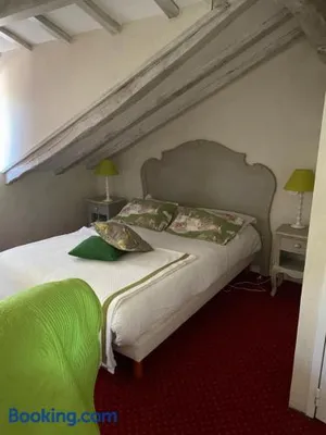 Image of ÔBERGE MAITE