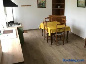 Image of Charmante maison avec piscine en Brenne – 2 ch, jardin, draps et ménage inclus - FR-1-591-315