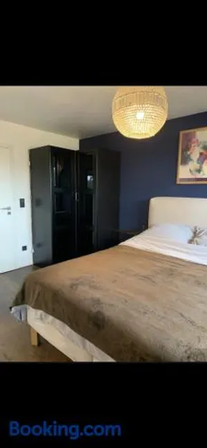 Image of Ruhiges Zimmer im schönen Kaiserswerth