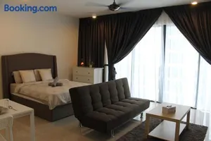 Image of Studio Room next to SCCC at Trefoil Setia Alam for 2-4 pax