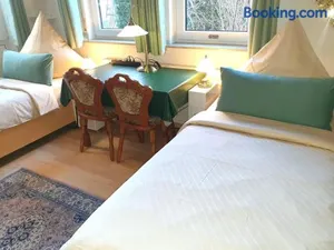 Image of Zimmer Hohbuch mit Achalmblick