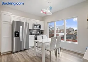 Image of Winter @ Golden Goose: New Build, King Bed