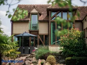 Image of Gîte de charme avec SPA et cheminée, près du Mans, 7 chambres, WIFI, en bord de forêt de Vibraye - FR-1-410-308