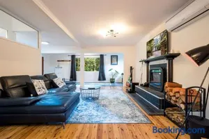 Image of Whispering Leaves Tamborine Mountain