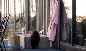 Image of Romantic Tiers Escape - Pink Bath, Wood-Fired Pizza, Firepit & Mountain Magic