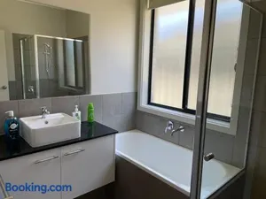 Image of Modern New 4BR Spacious Peaceful Family Home