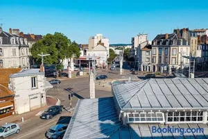 Image of Vue coup de cœur idéalement situé, proche Gare