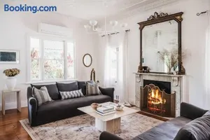 Image of Eastnor House - Relax in Luxury