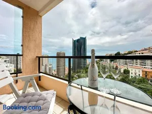 Image of Luxurious 3 Rooms, Pool, Bnbrickeys