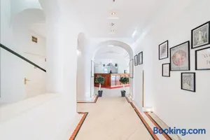 Image of Self-Check-In Hotel Adlon