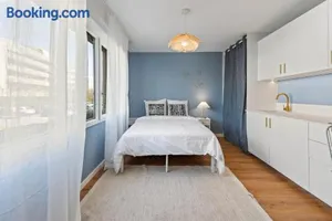 Image of M041 Studio lumineux avec vue sur Montagne