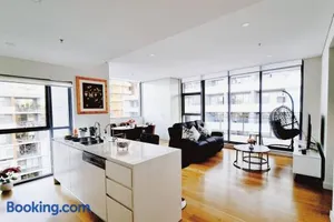 Image of Pool View of Marquarie Park Paradise