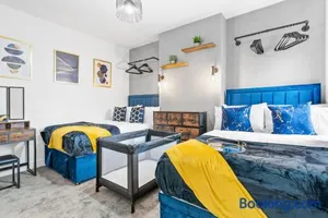 Image of Stylish Birmingham Apartment For Groups, Family & Work