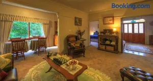 Image of Hillview Oak B&B