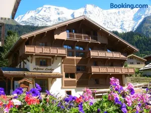 Image of Alpine Lodge 9