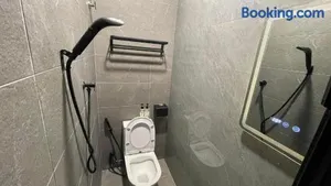 Image of Sam Choon Homestay 三春客棧 Batu Pahat City Centre 4R4B4CP 峇株巴轄民宿 市中心Summit旁邊 四房四浴停車方便