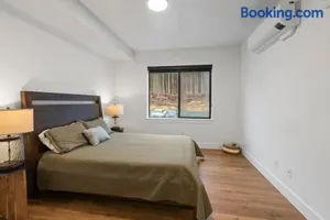 Image of Modern Condo with Incredible Mountain Backdrop 207