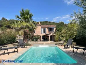 Image of Les Hauts d'Embres