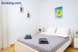 Image of Sollana 18