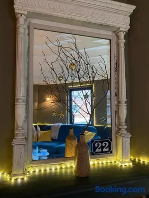 Image of 22