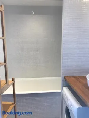 Image of Le nid sur la mer