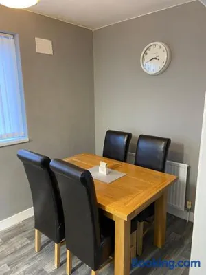 Image of Sheffield spa view 2 bed house free parking