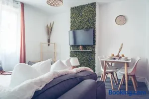 Image of Le Bohême Chic Superbe studio + parking Free