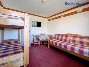 Image of Studio confortable, ski aux pieds avec balcon - La Croisette, Les Belleville - FR-1-344-333