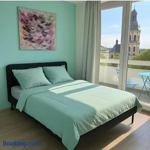 Image of Stilvolles Apartment mit Balkon 15min Airport