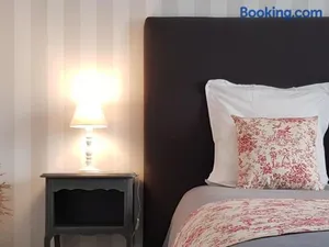 Image of Maison d'hôtes calme - Idéal 24h du Mans - Jusqu'à 15 personnes - FR-1-410-379