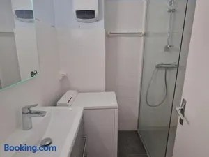 Image of Appartement 8 pers, centre station, proche pistes et animations, balcon sud, parking privé - FR-1-516-5