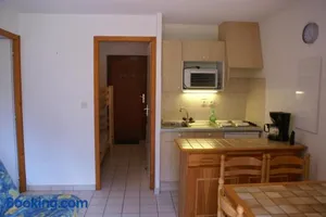 Image of Ranfolly 10