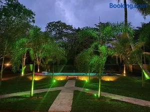 Image of Dana Villa