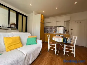 Image of Appartement lumineux 1 chambre au cœur de Saint-Jean-de-Luz, proche plage et halles - FR-1-239-890