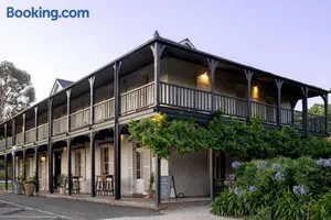 Image of The Sir George