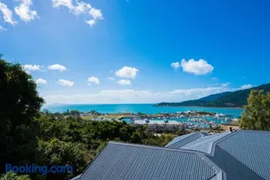 Image of Coastal Charm On Airlie