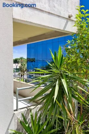 Image of Le Seaside - Beach - Tram - Airport - AC