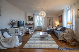 Image of Bright airy spacious apartment