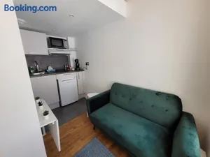 Image of 2G- Studio tout équipé avec cuisine proche Paris