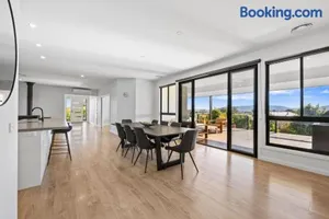 Image of Opal - Mansfield - Sleeps 7