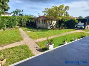 Image of La maison du Bonheur - Chambre Tourterelle - borne de recharge VE